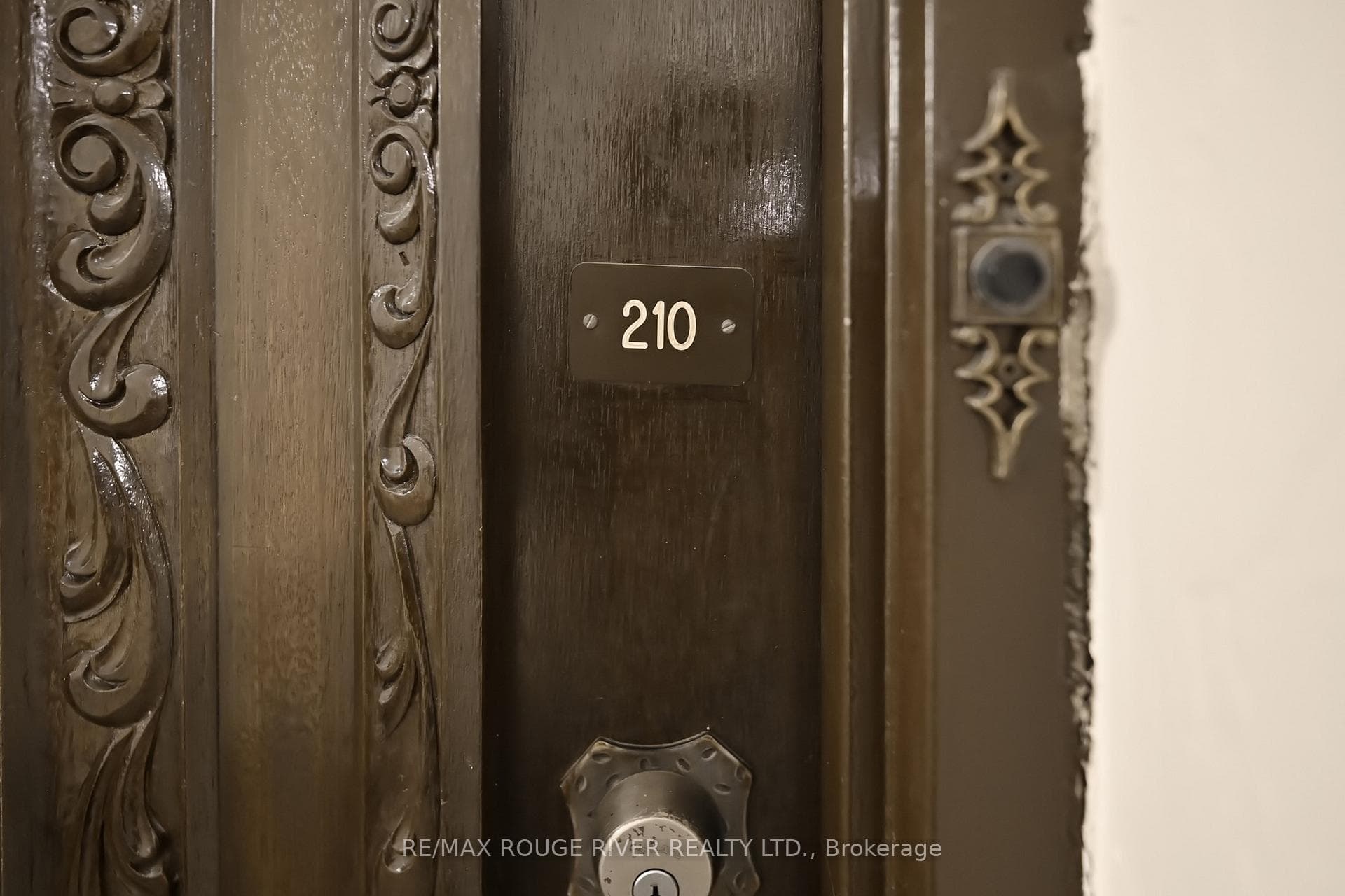 10 Muirhead Road Unit 210 photo 33