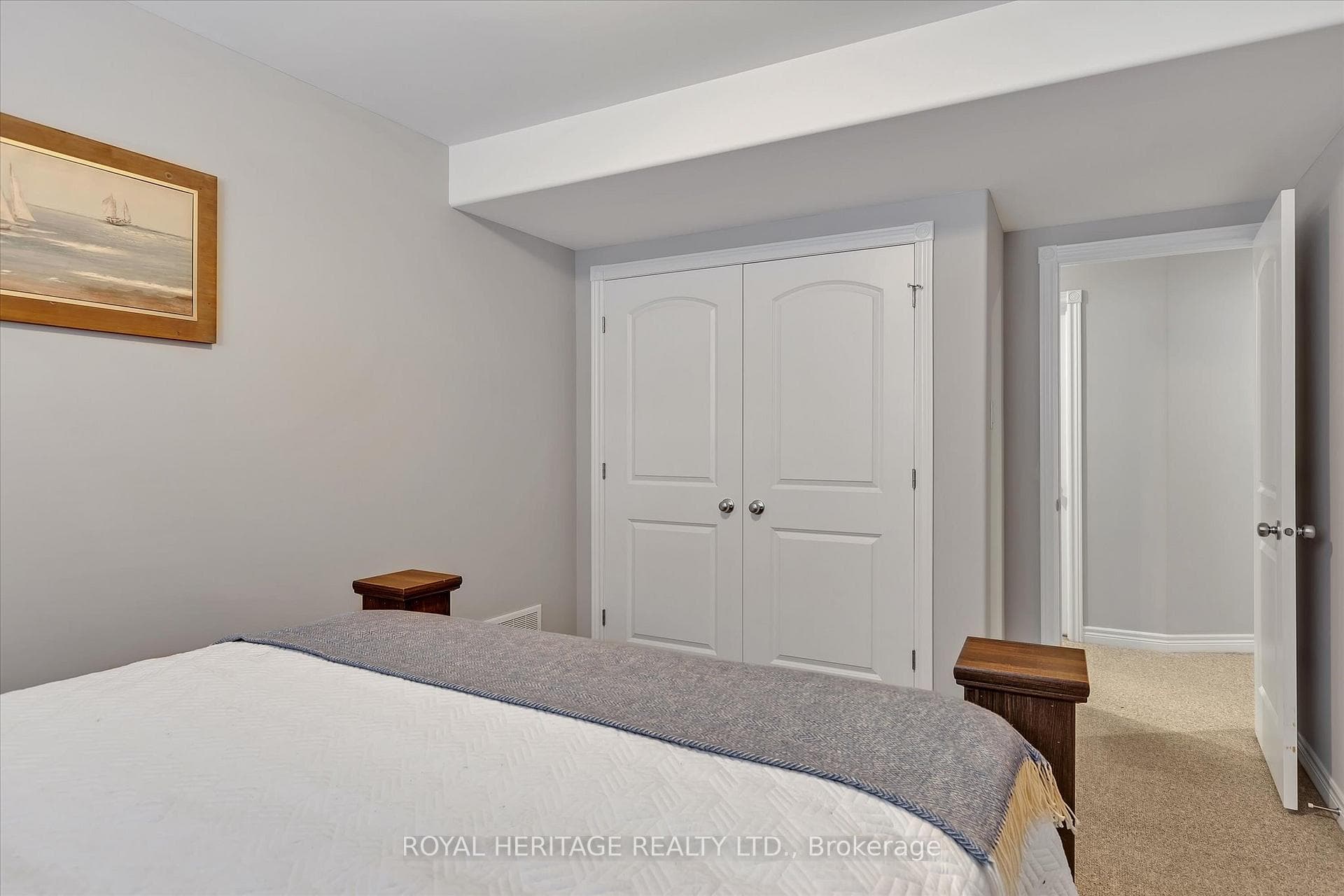 562 JOSLIN Street photo 29