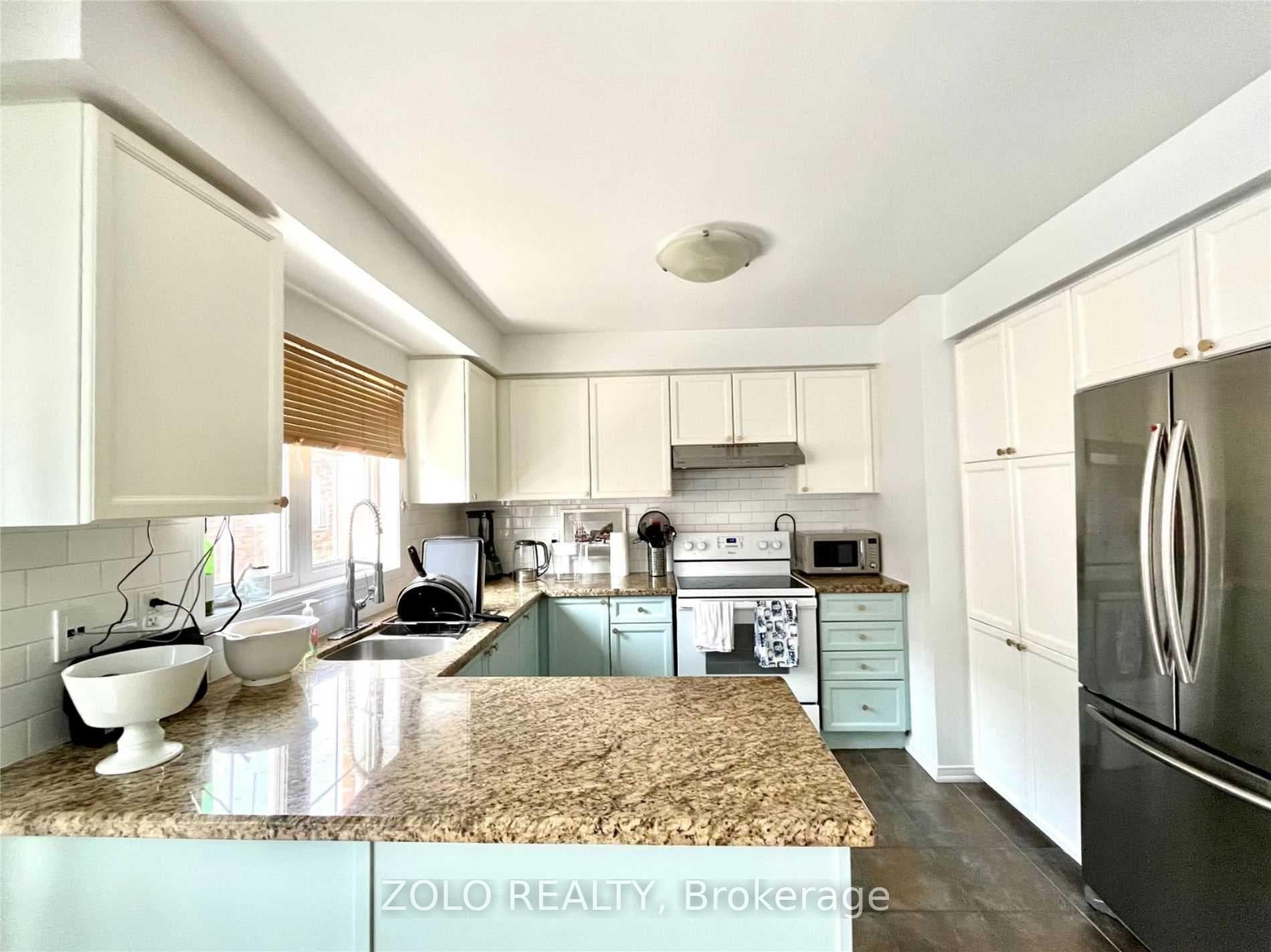 375 Cook Road Unit 21 photo 4