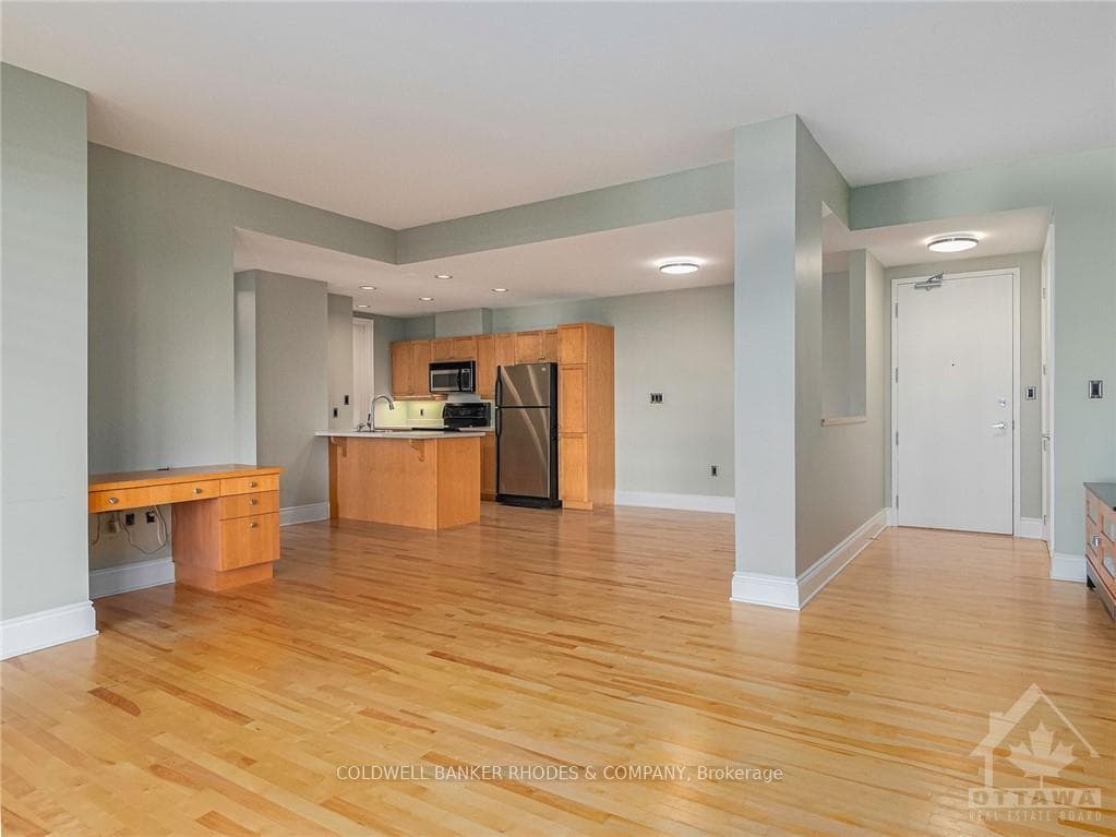 364 COOPER Street Unit 402 photo 6