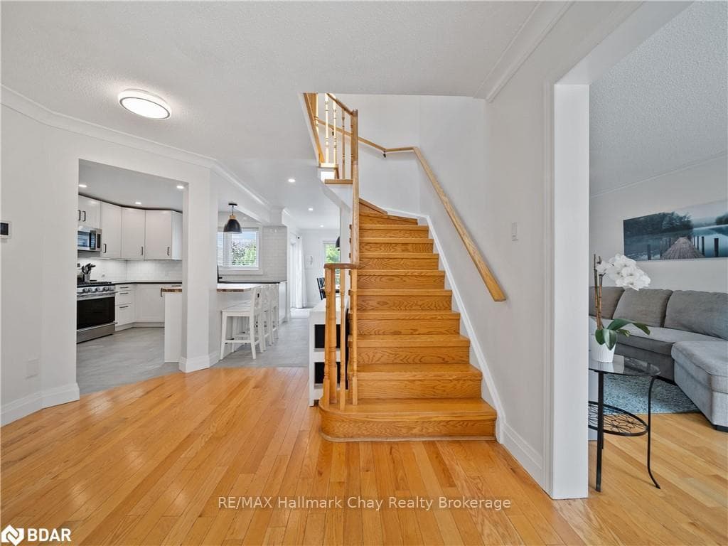 56 IRWIN Drive photo 16