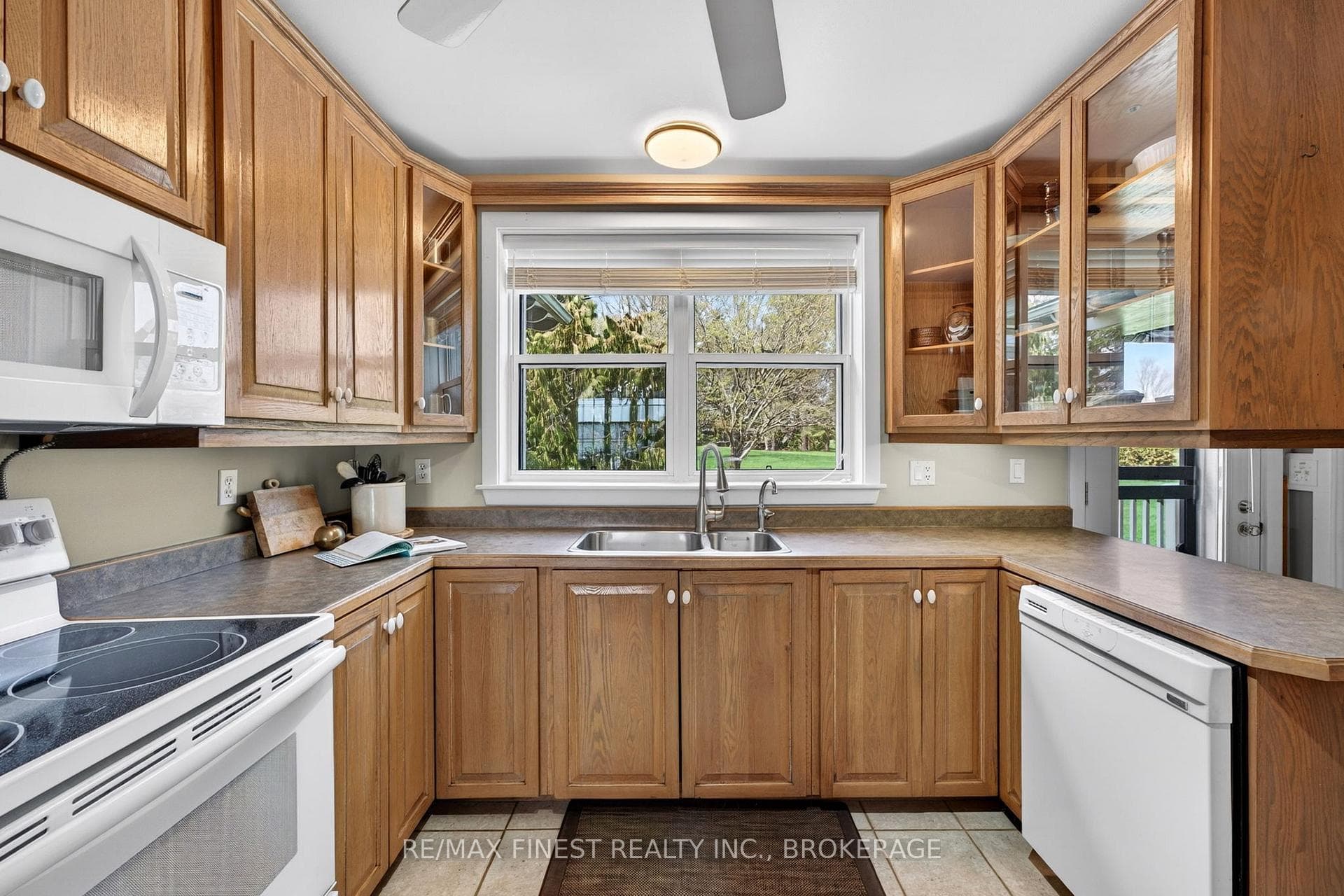 119 Thousand Island Parkway photo 20