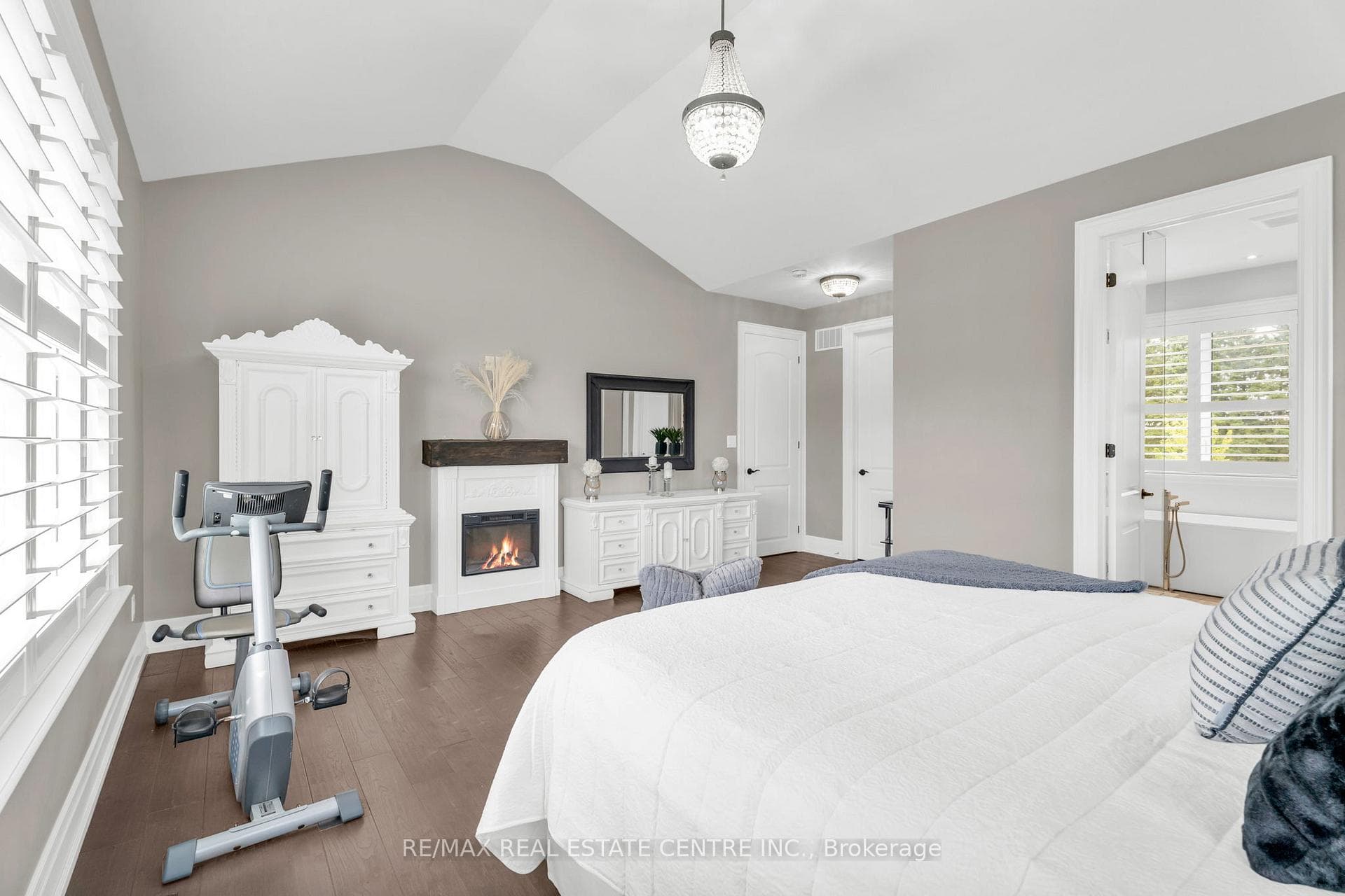 023181 Erin East Garafraxa Townline photo 33