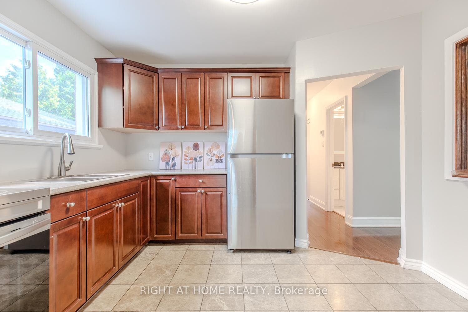 12 Murellen Crescent photo 15