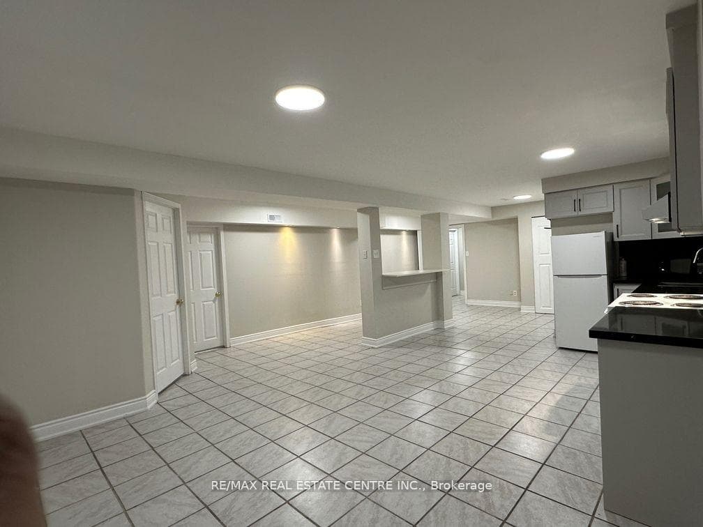 5418 Loonlake Avenue Unit BSMT photo 7