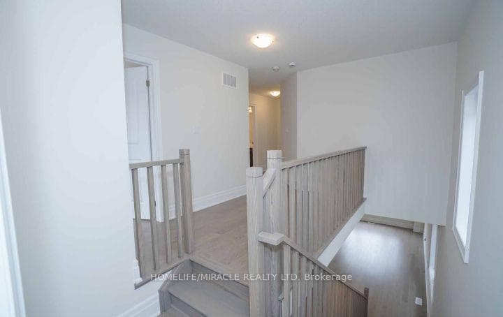 31 Prudhoe Terrace Unit Upper photo 22