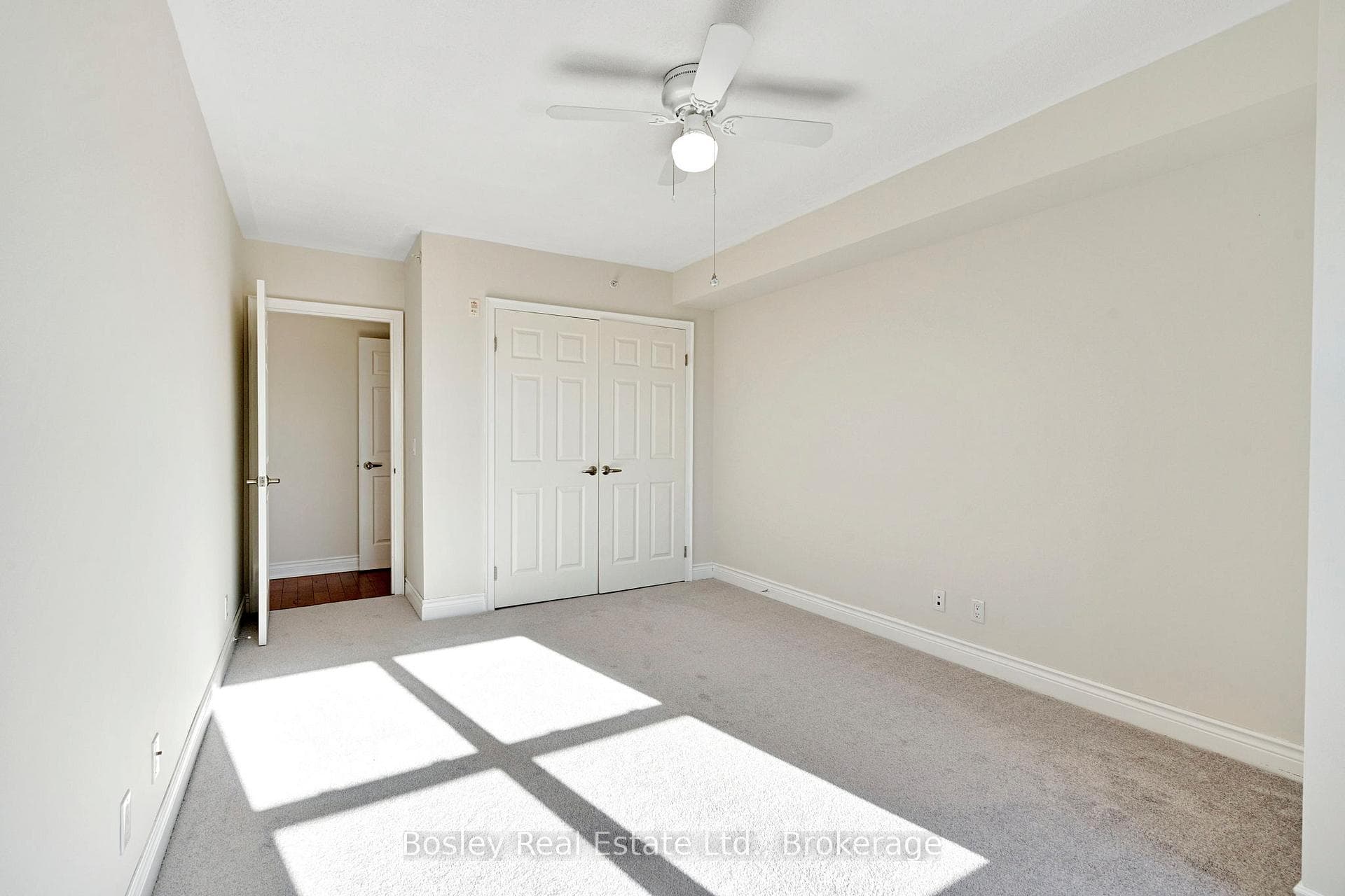91 Raglan Street Unit 411 photo 21