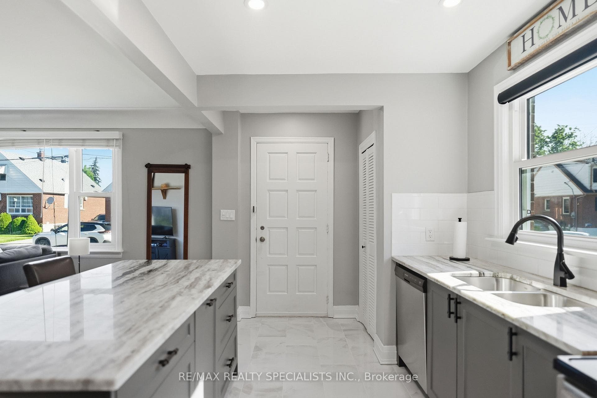 Modern Renovated Kitchen