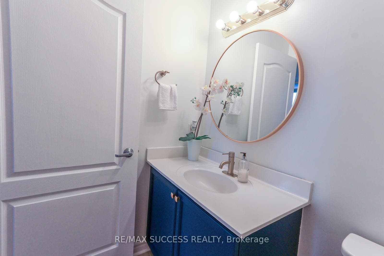4090 Living Arts Drive Unit 2603 photo 3
