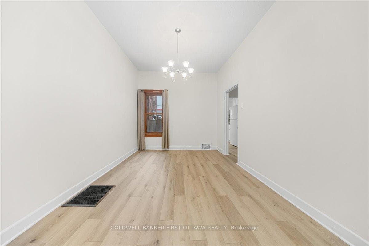 281 CAMBRIDGE Street photo 7