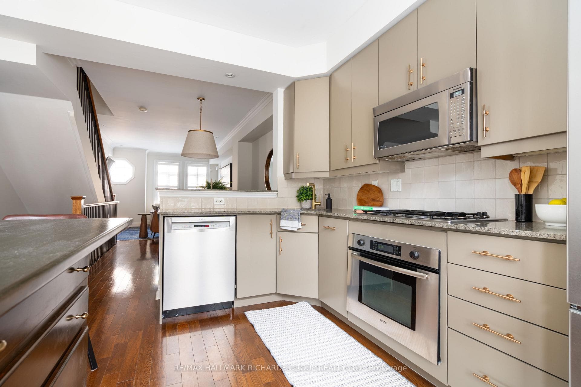 35 Furrow Lane photo 7