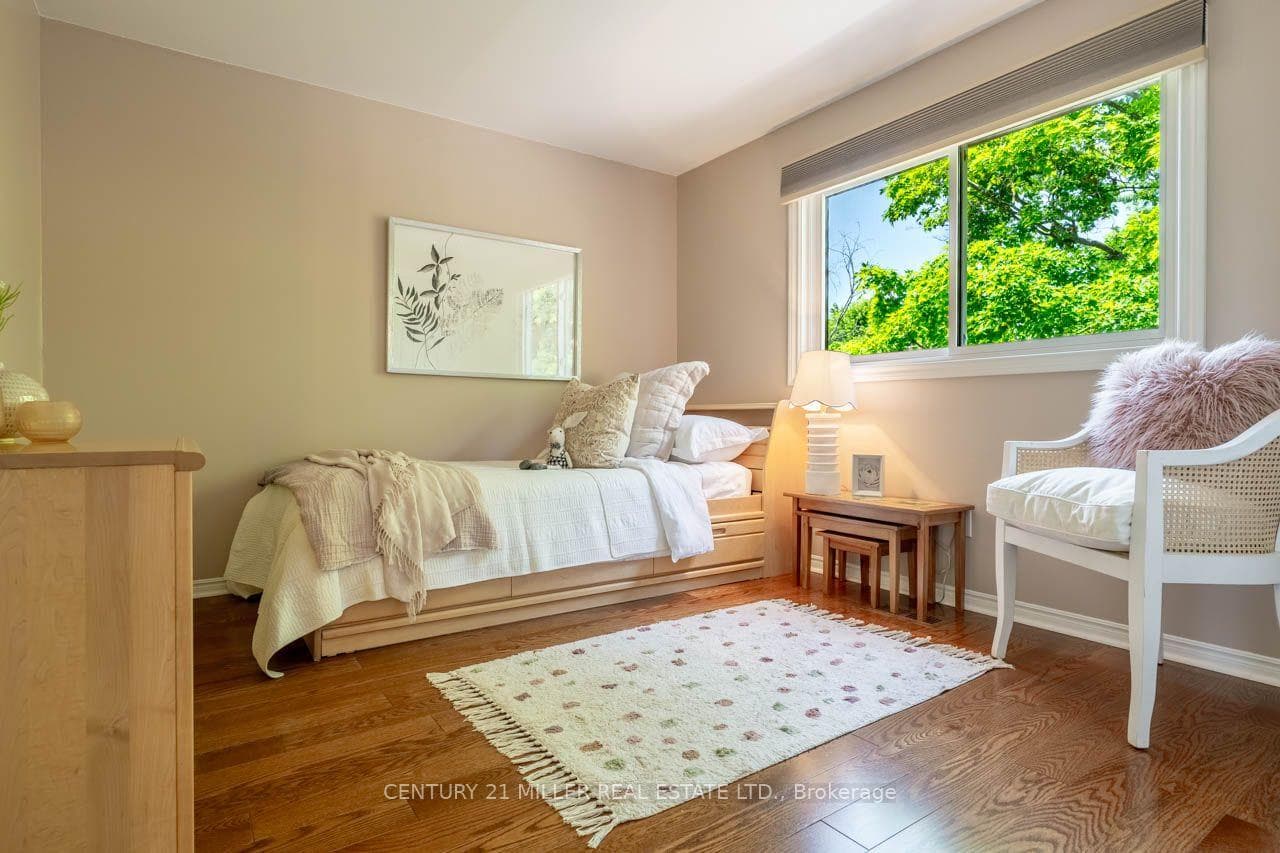 176 Willow Lane photo 20