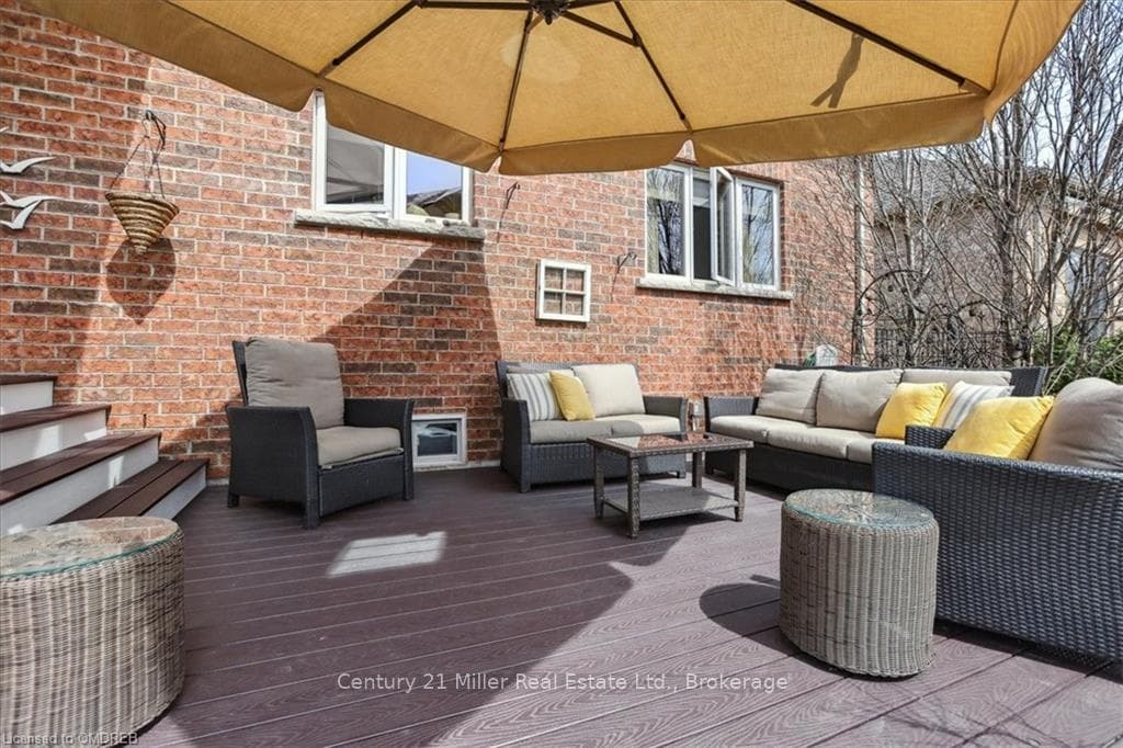 546 DYNES Road photo 44