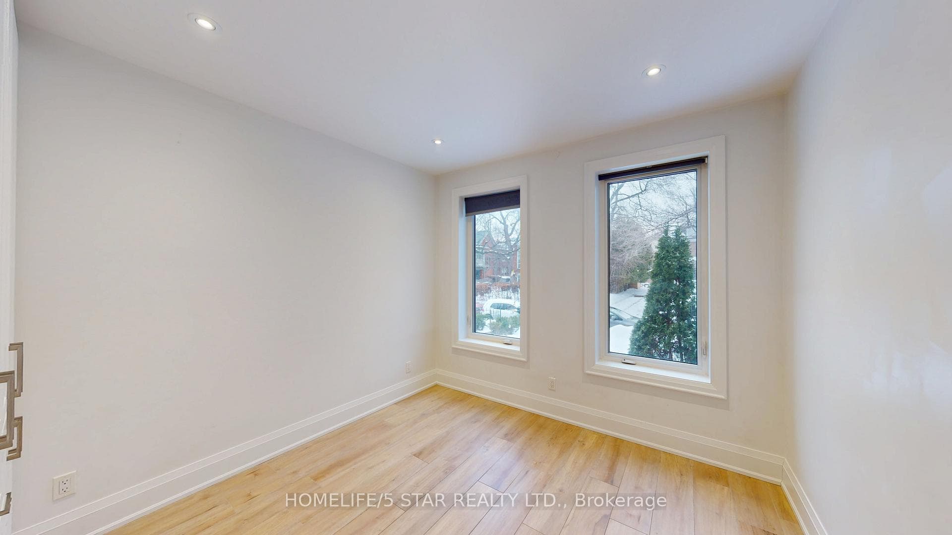 45 Dewson Street Unit 1 photo 5