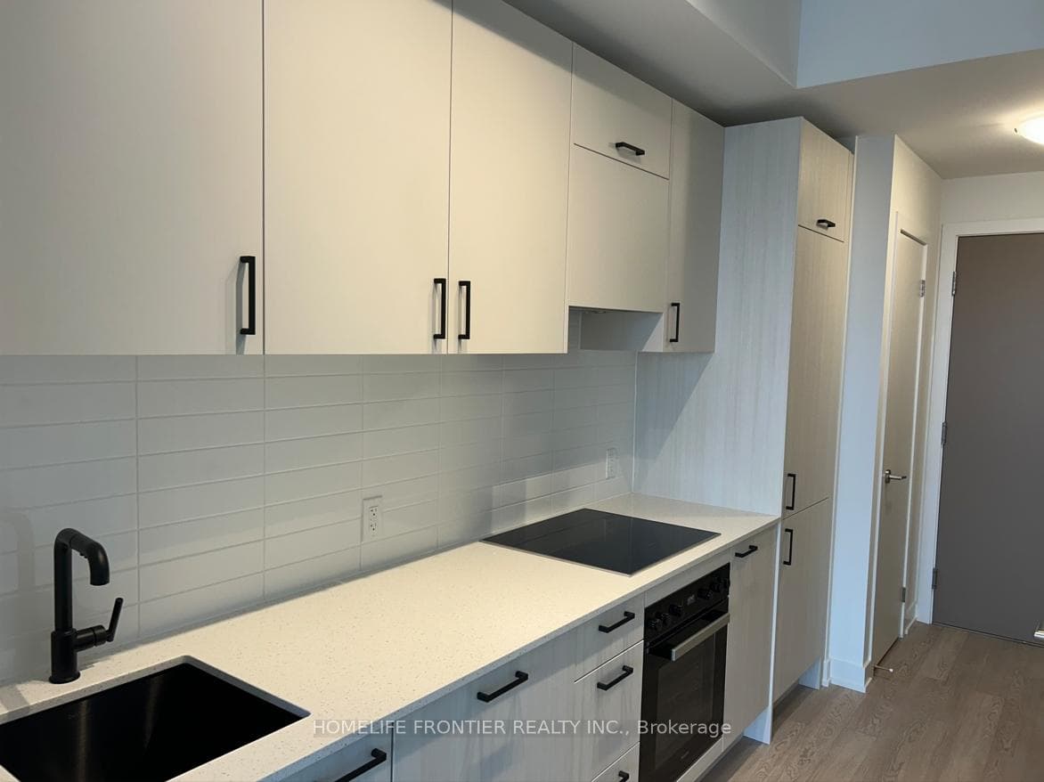 5 Quarrington Lane Unit 1608 photo 9