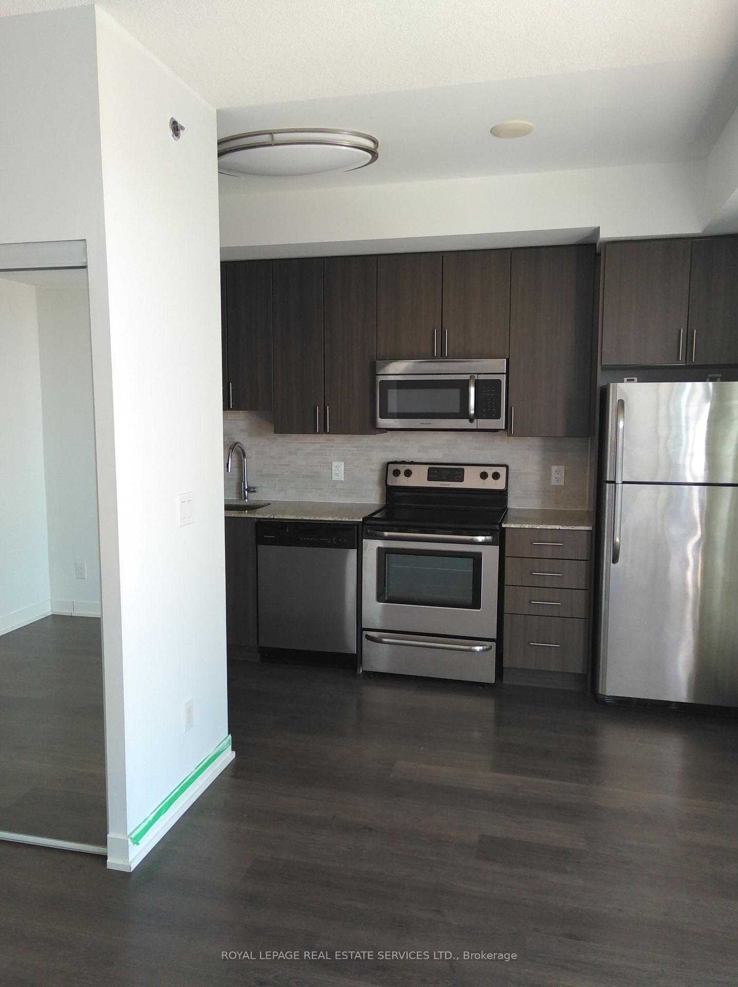 225 Sackville Street Unit 1602 photo 9