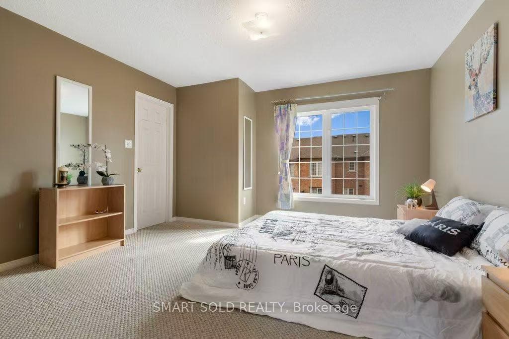 128 Hillwood Street photo 15