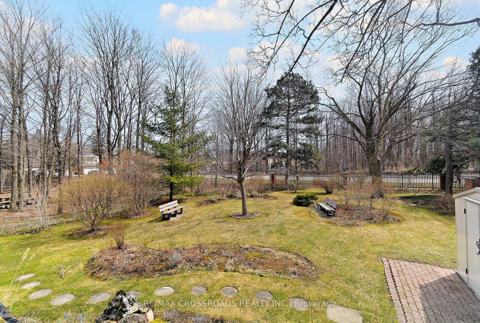 121 Ling Road Unit 910 photo 45