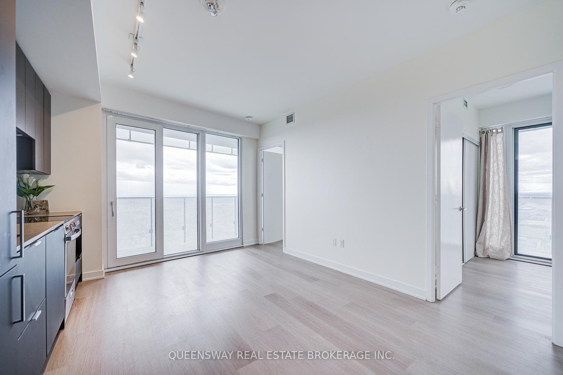 3883 Quartz Road Unit 2709 photo 6