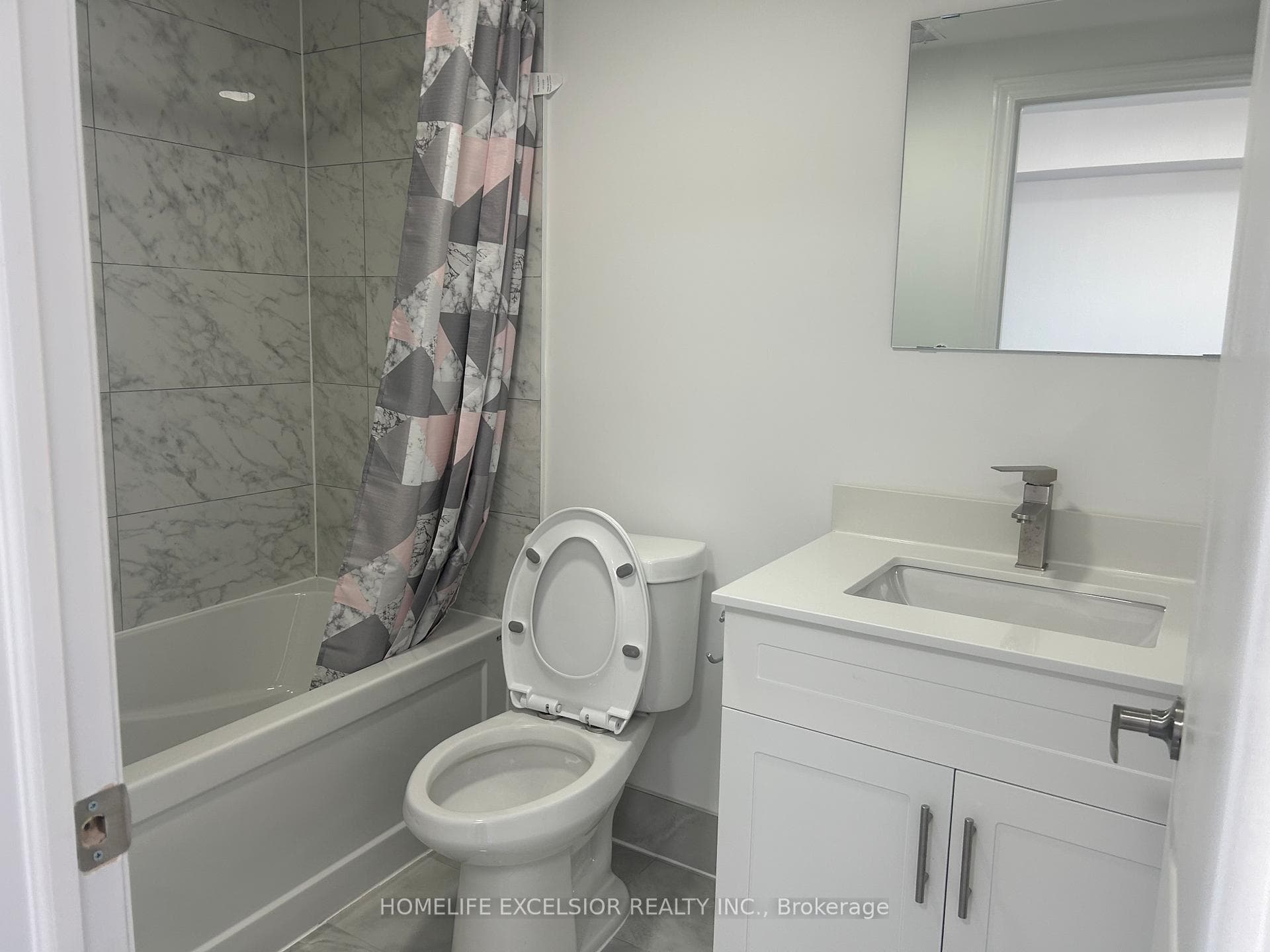 3 Simcoe Street Unit Unit 6 photo 4