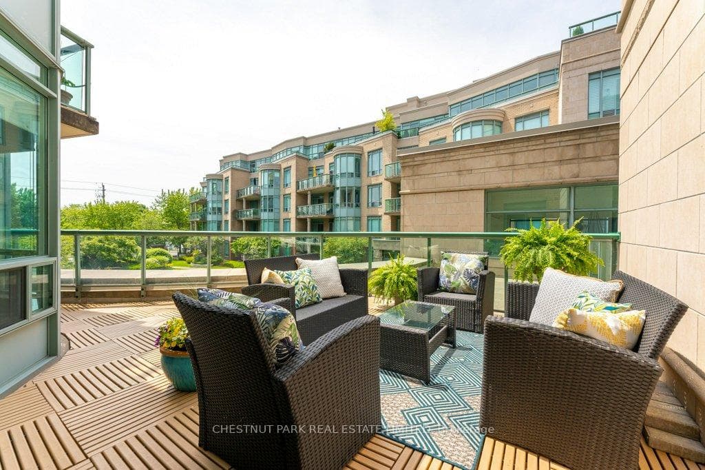 9 Boardwalk Drive Unit 201 photo 19