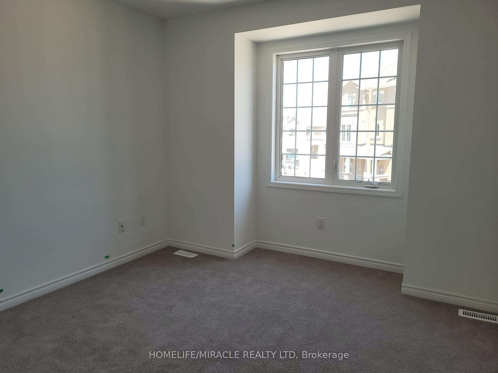 1792 Thames Circle photo 7