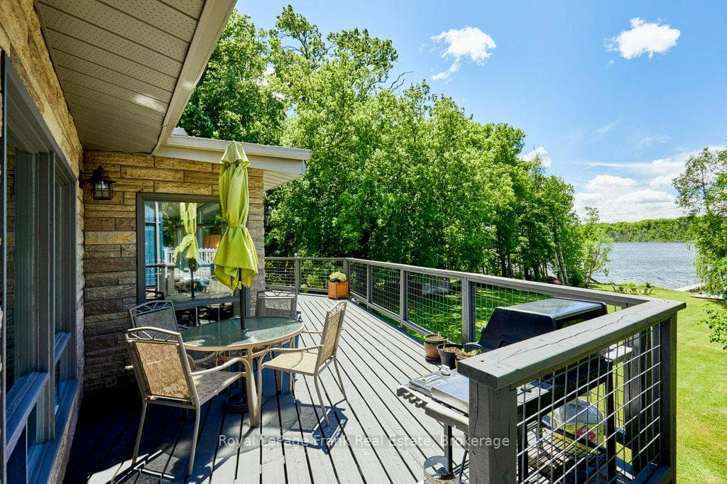 156 Acton Road photo 11
