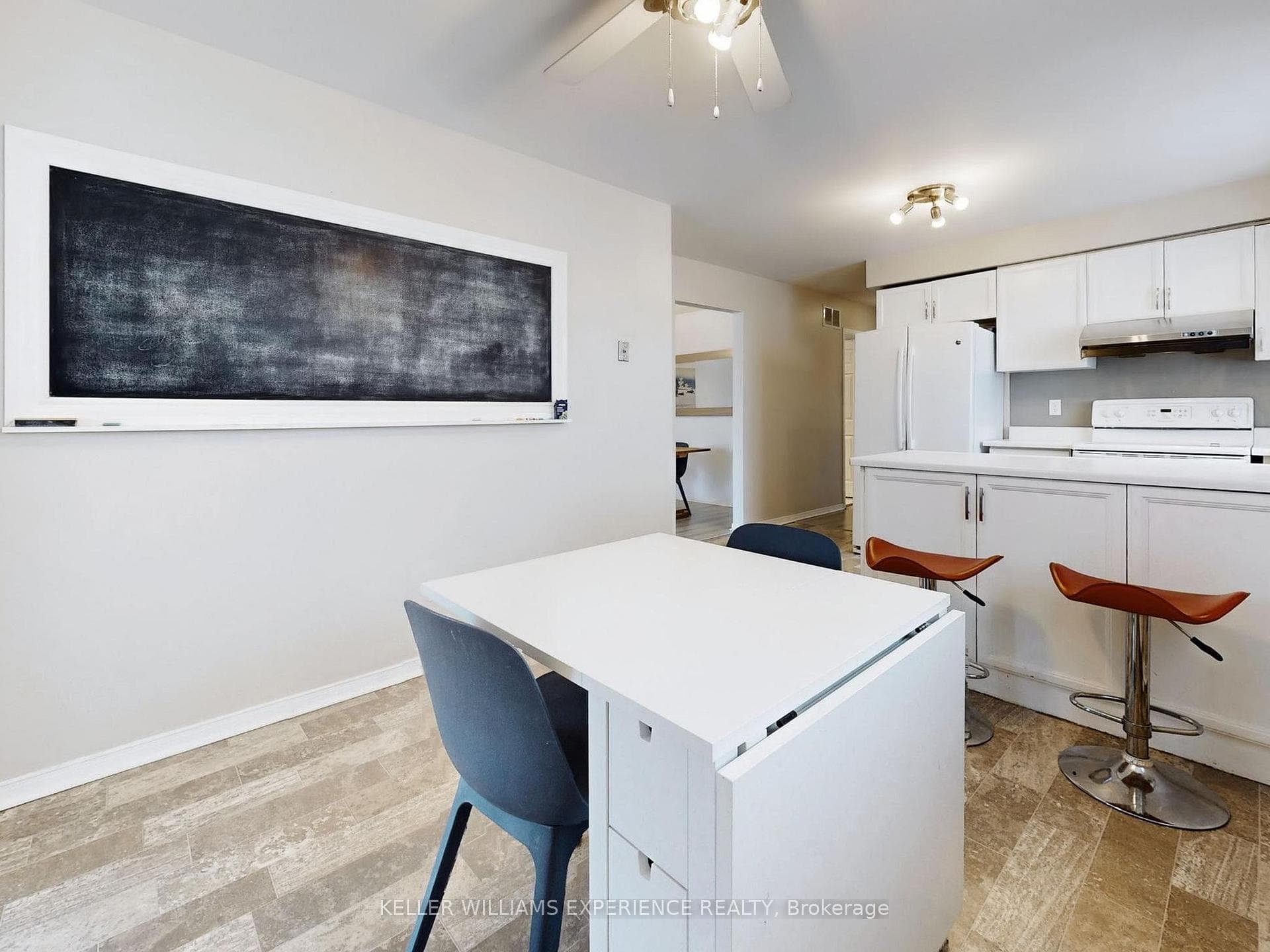 6 Cardinal Drive photo 16