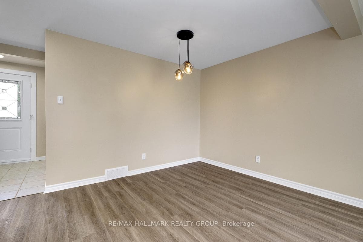 1701 Lafrance Drive photo 11