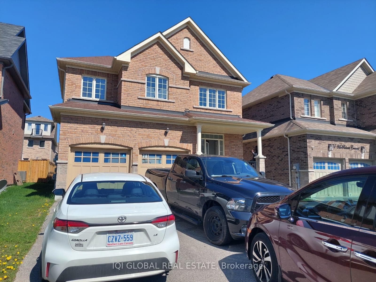 78 Mcroberts Crescent photo 1