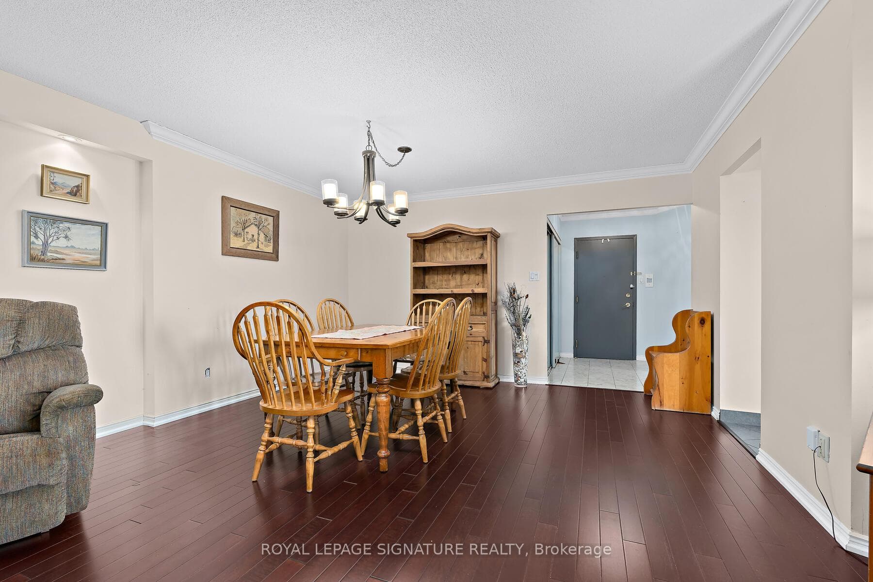 10 Guildwood Parkway Unit 1122 photo 2