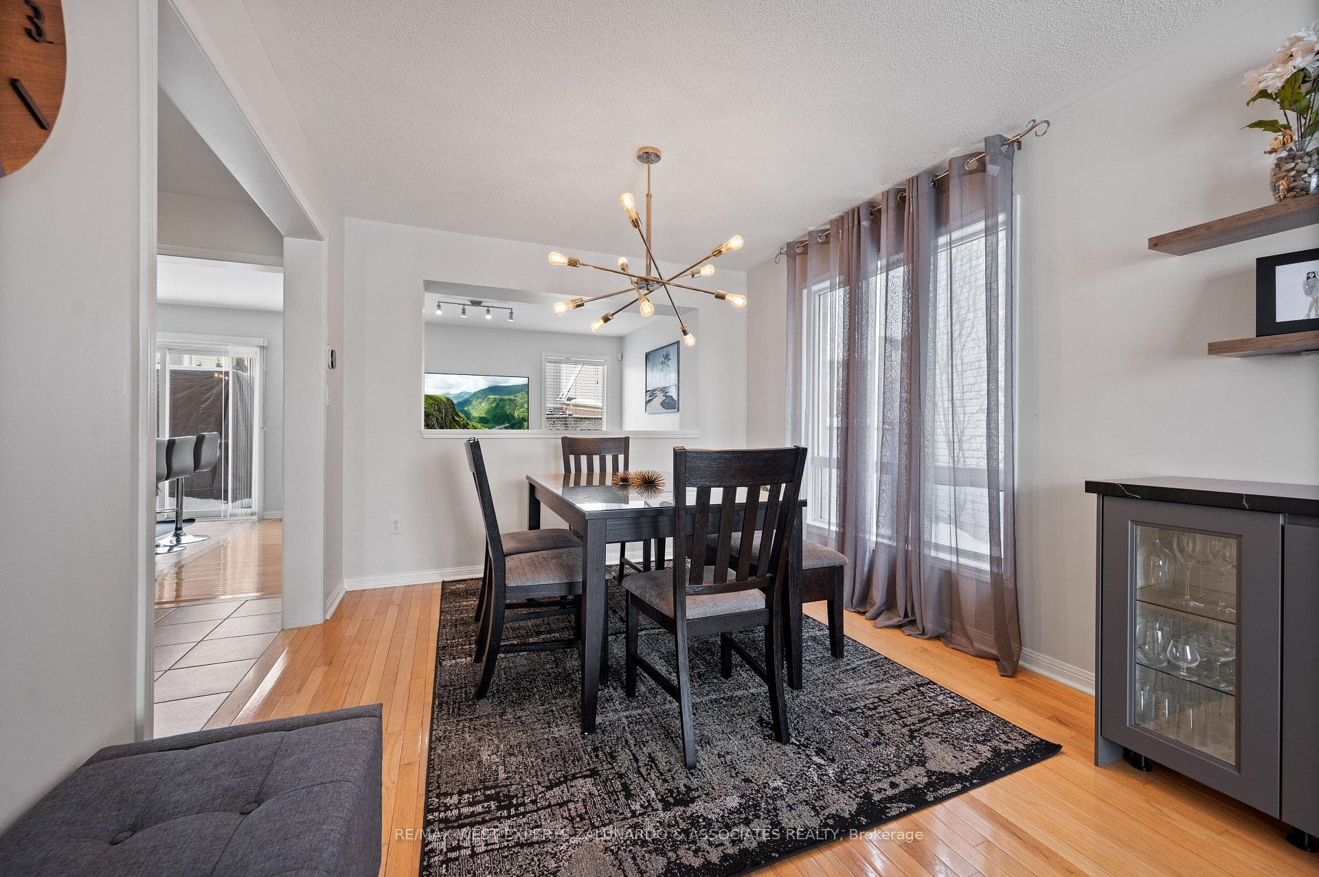 463 Trudeau Drive photo 9