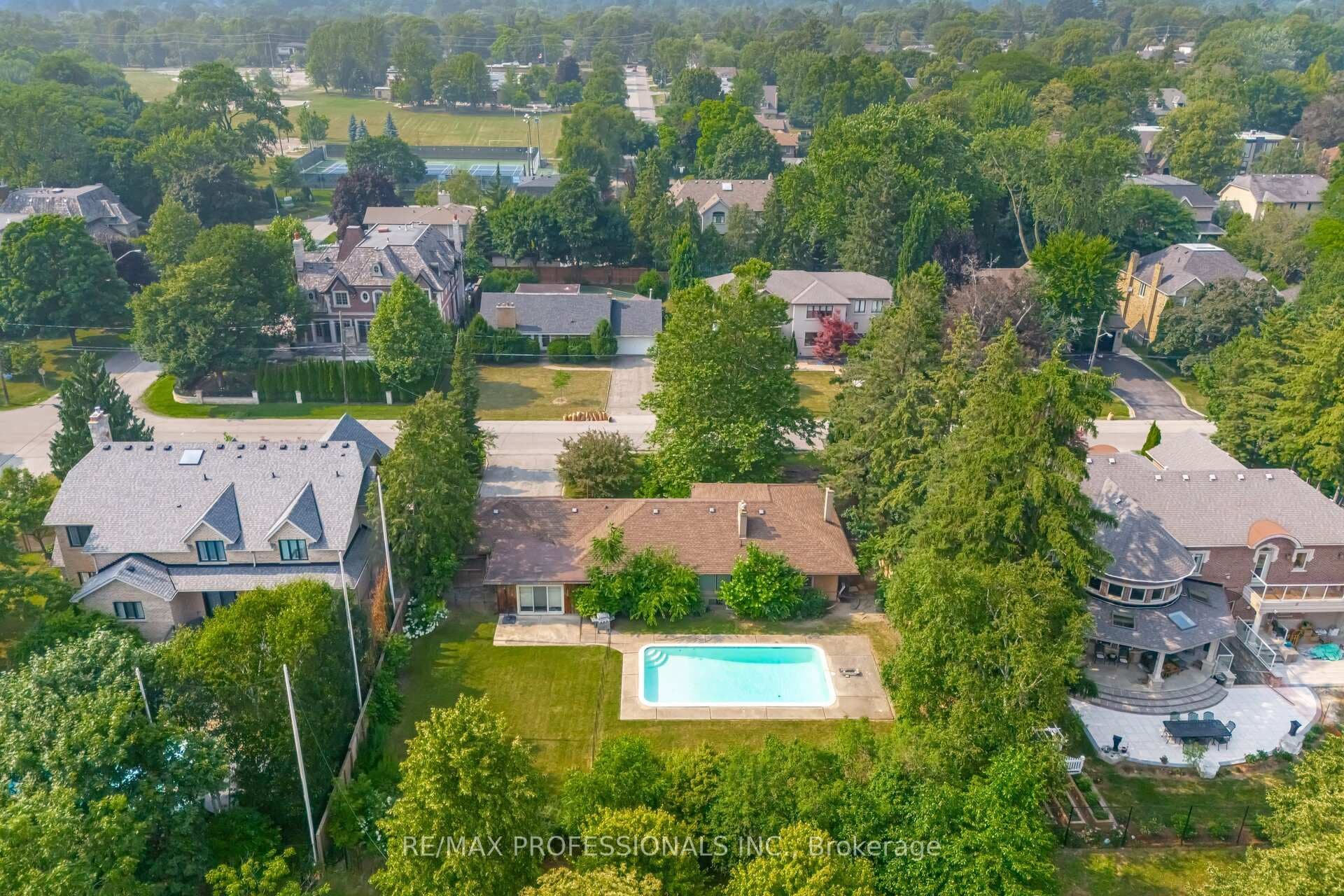 55 Bywood Drive photo 31