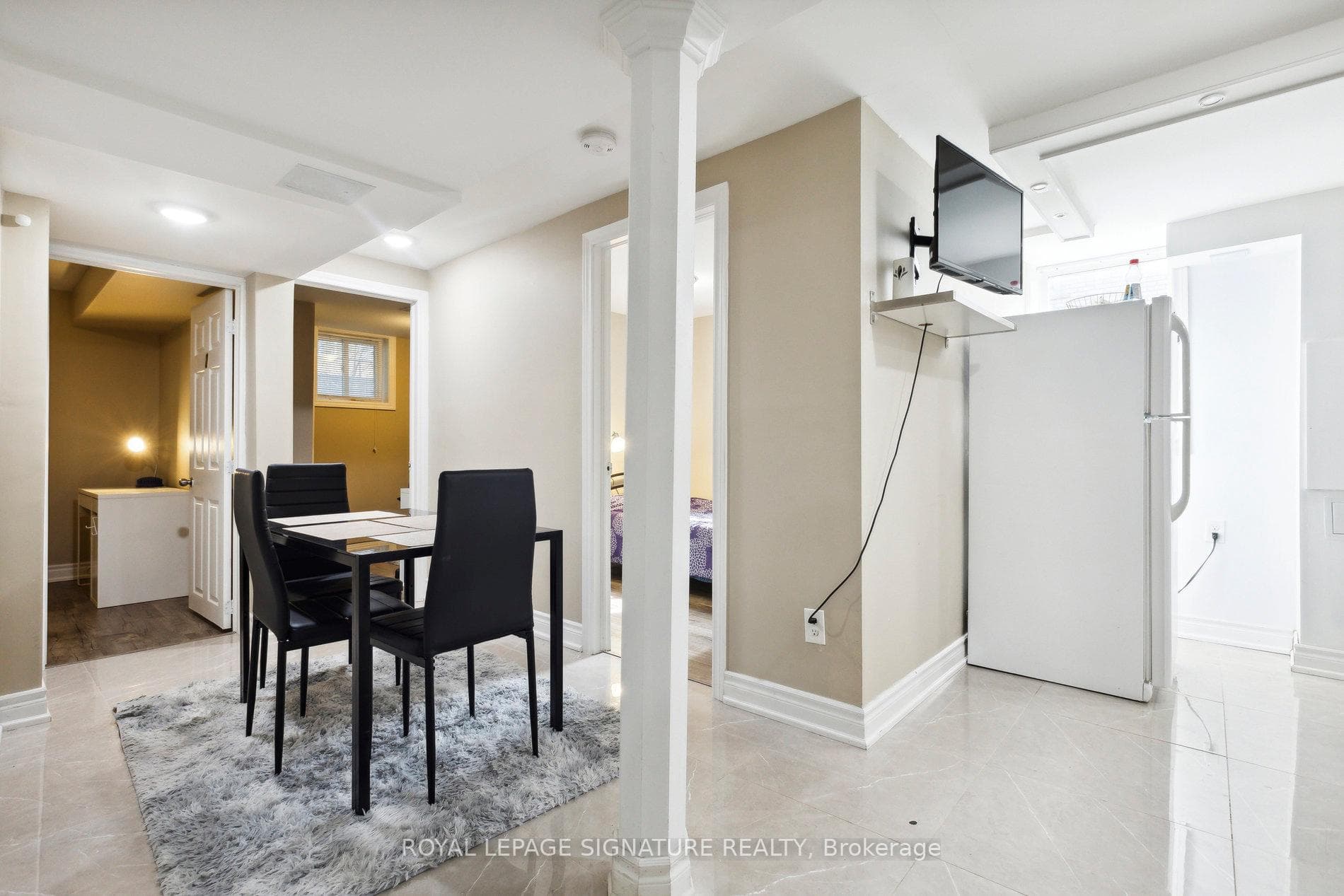 225B Cedarbrae Avenue photo 33