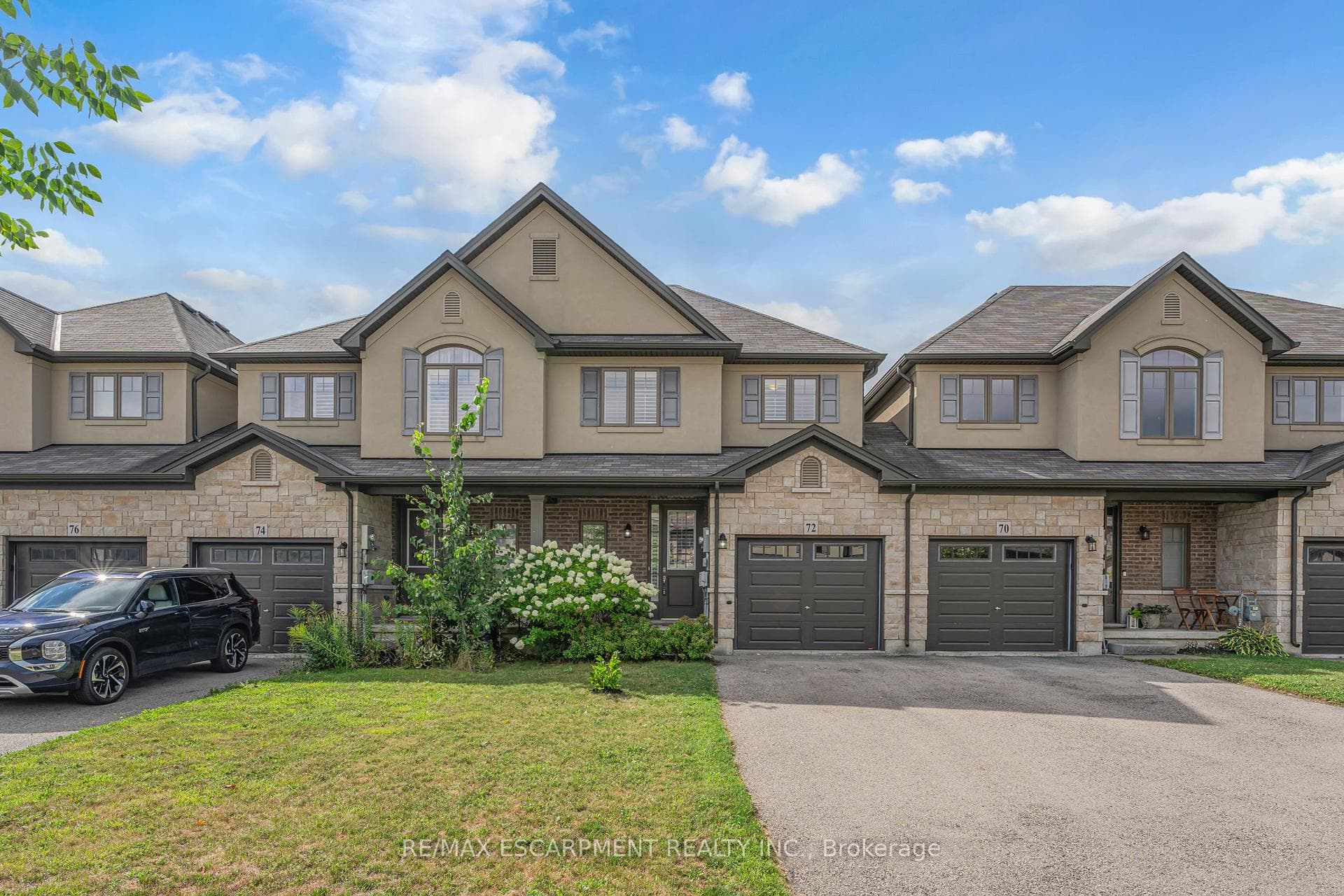 72 Dodman Crescent photo 1