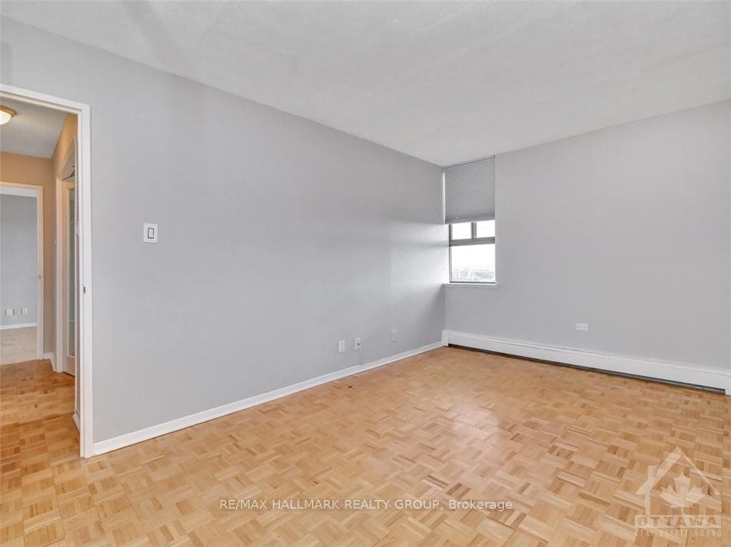 515 ST LAURENT Boulevard Unit 2508 photo 15