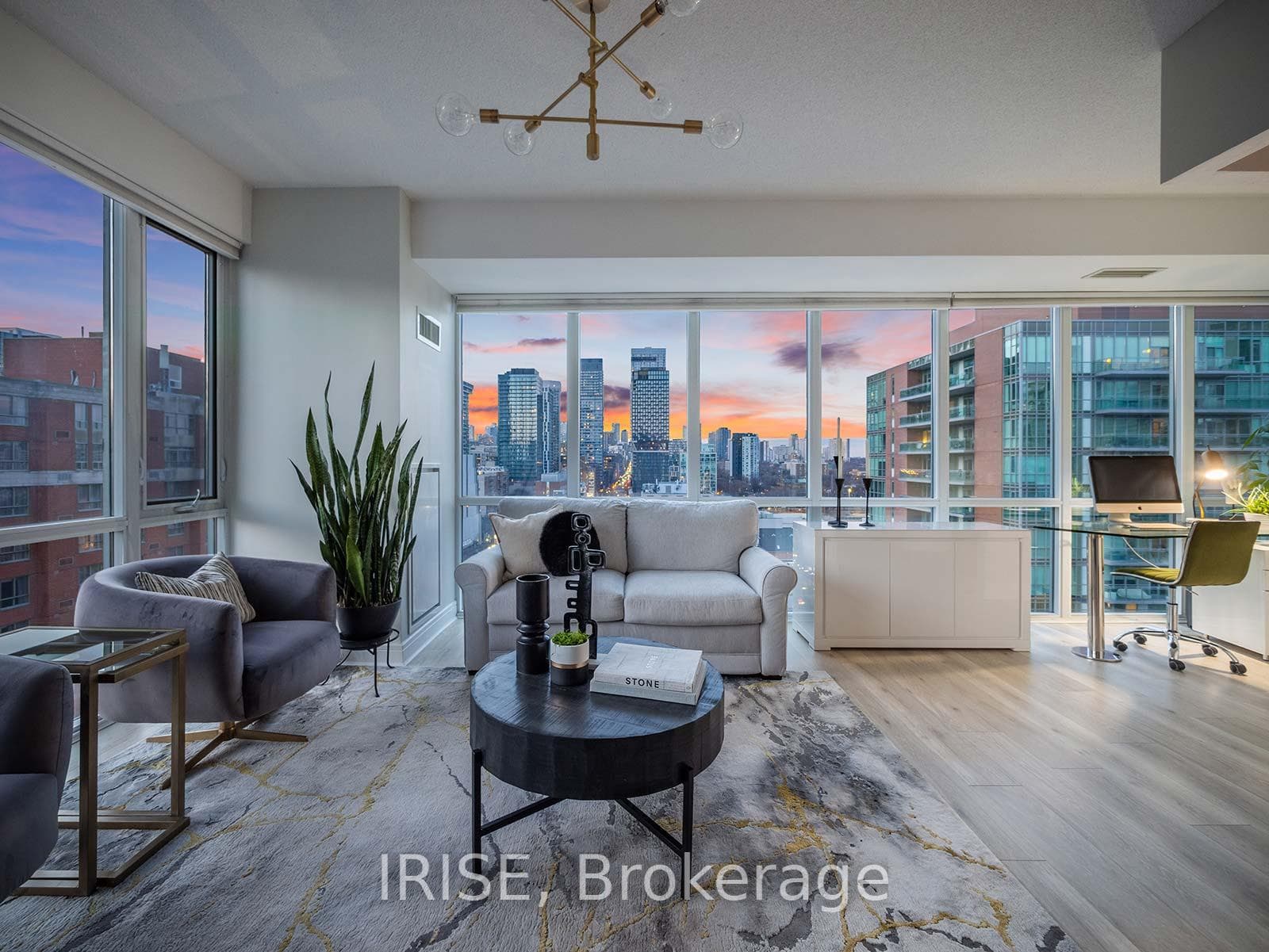 112 George Street Unit 1203 photo 4