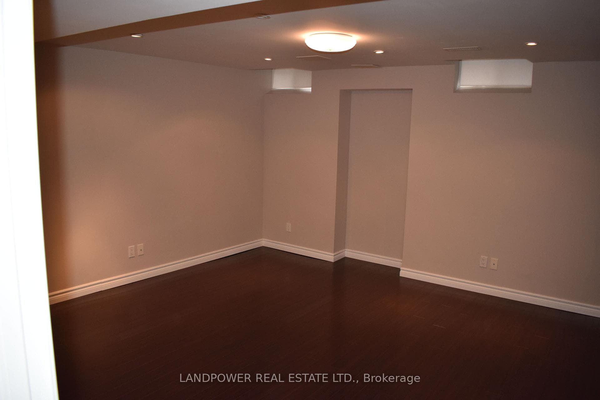 84 Vine Cliff Boulevard photo 12