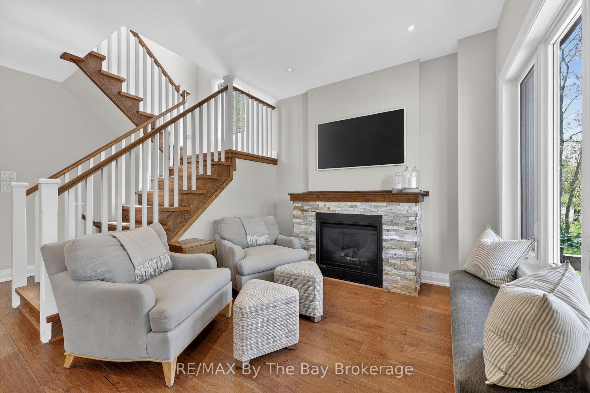 17 Elizabeth Avenue photo 11