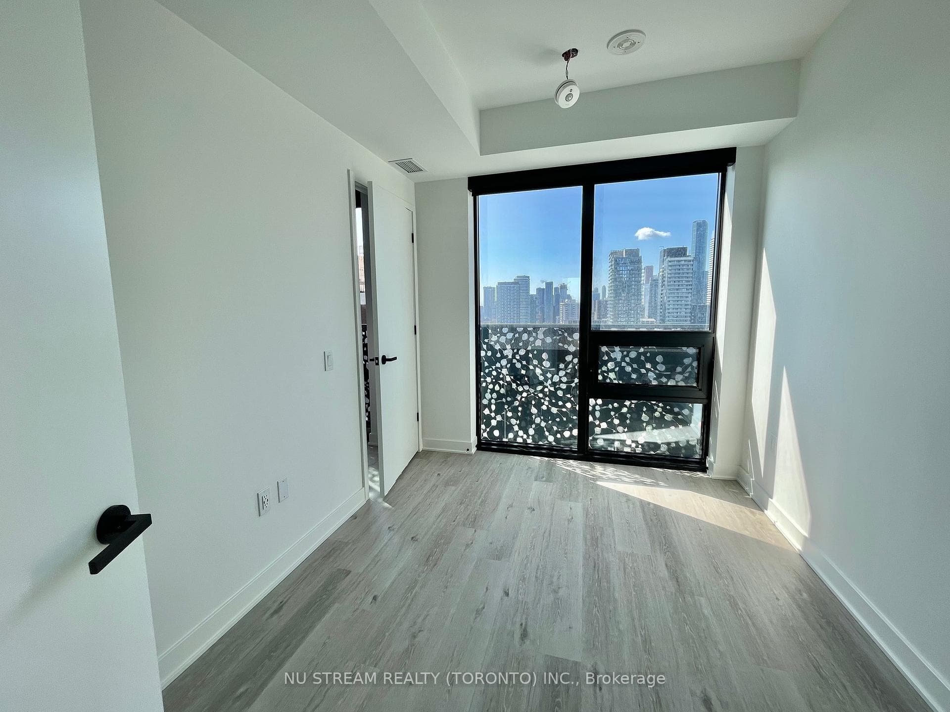 55 Charles Street Unit 2205 photo 5