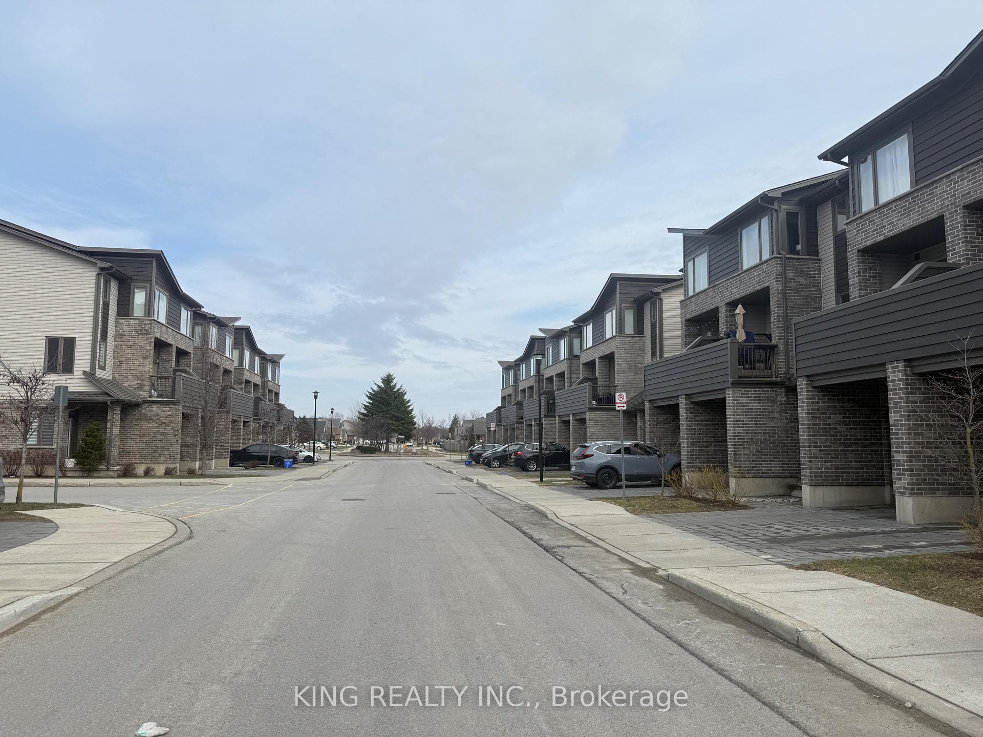 2070 Meadowgate Boulevard Unit 51 photo 3
