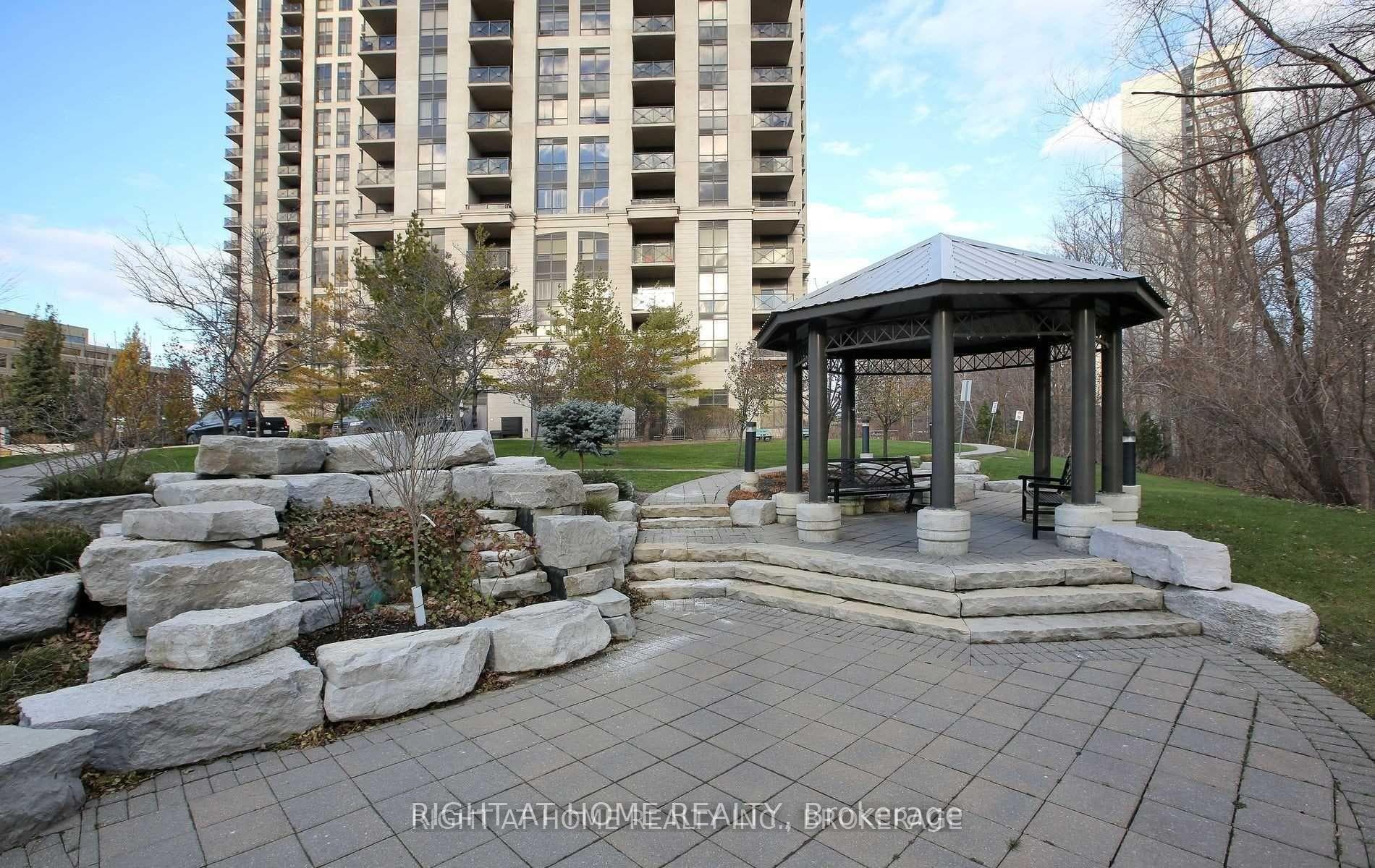 133 Wynford Drive Unit 2201 photo 12