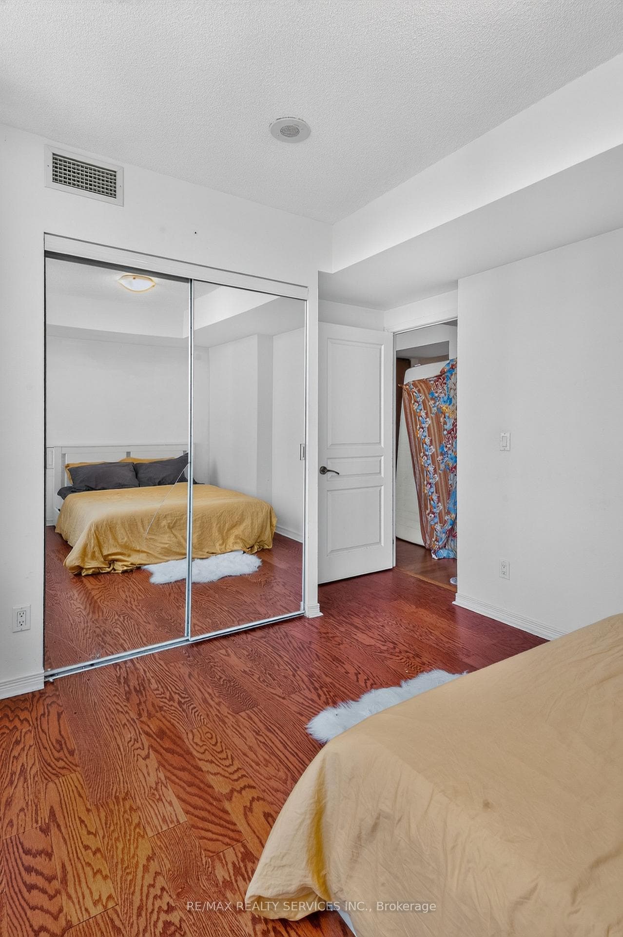 2230 Lakeshore Boulevard Unit 2405 photo 19