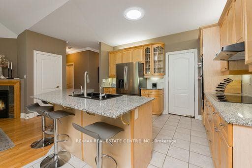 200 RIDGE Road photo 4