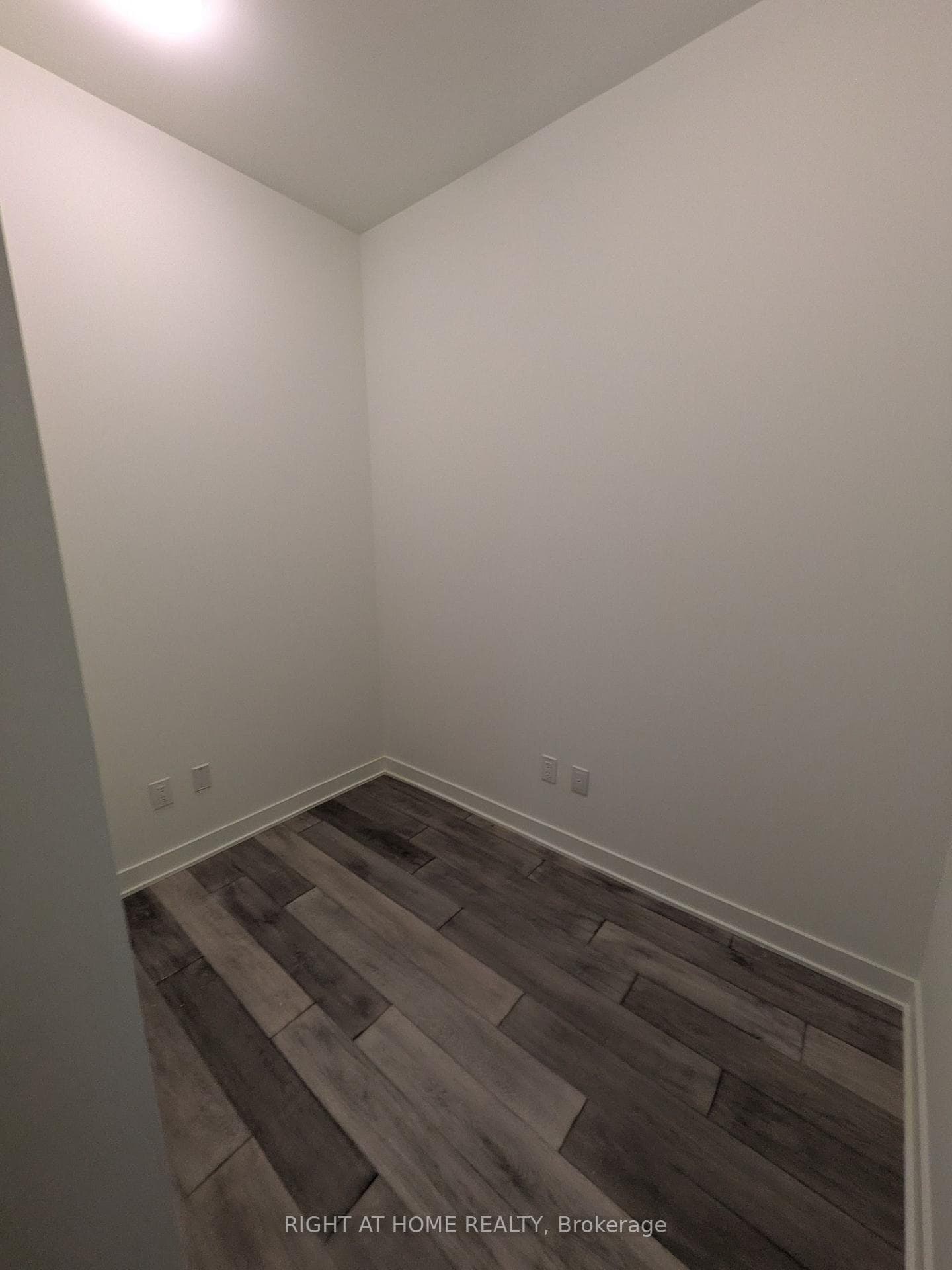 11 Yorkville Avenue Unit 5601 photo 12