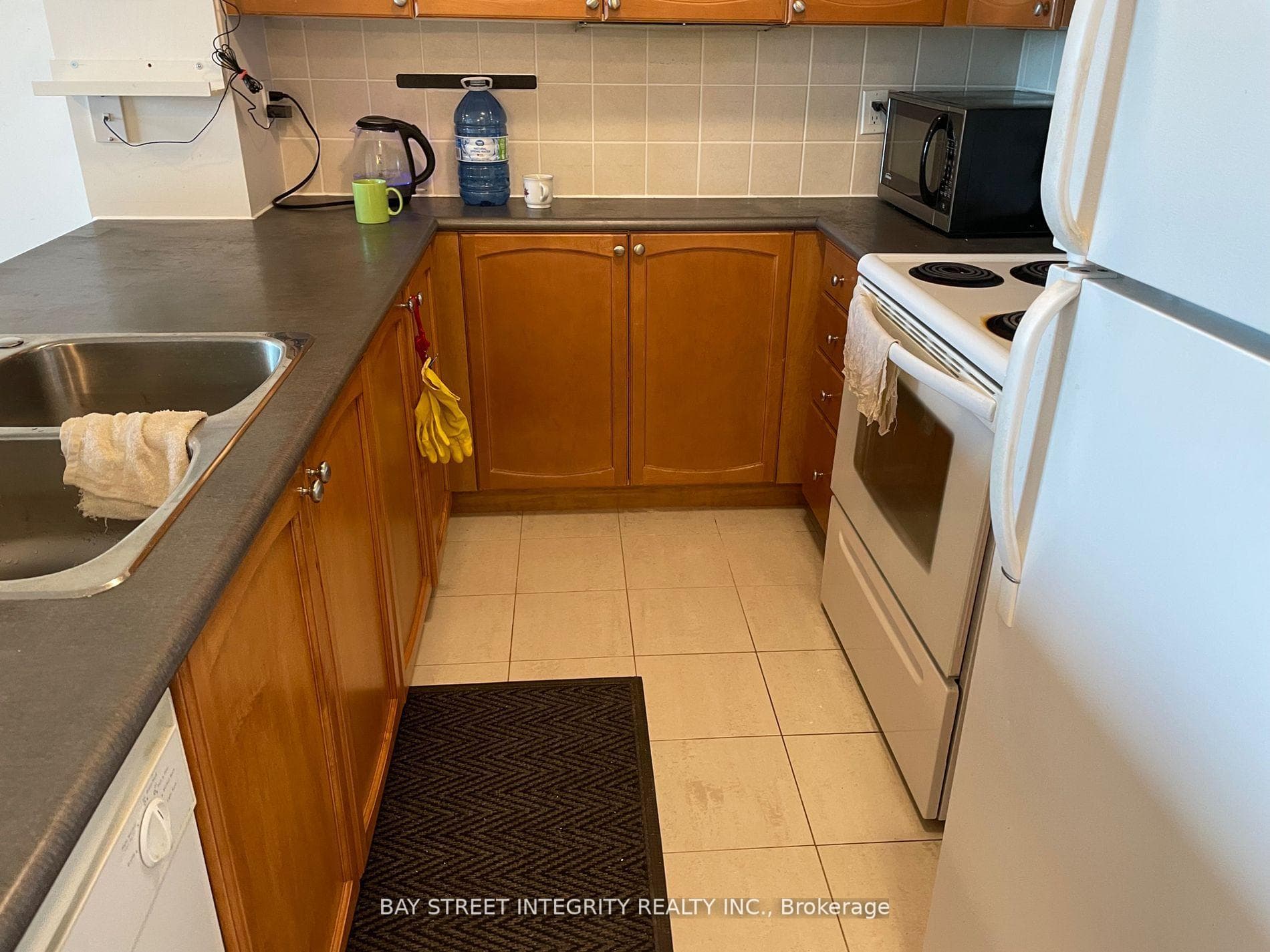 60 Brian Harrison Way Unit 2710 photo 6