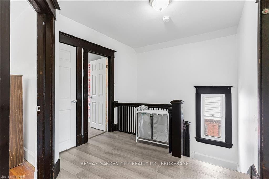 42 Bertie Street photo 15