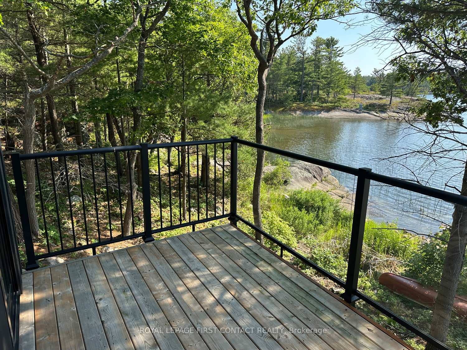 23 A26 Island photo 19