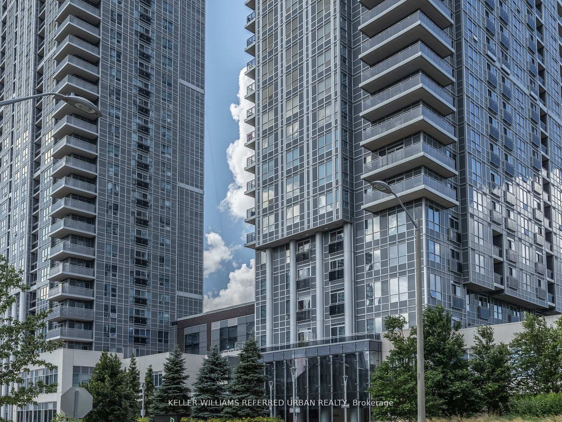 255 Village Green Square Unit 2508 photo 16