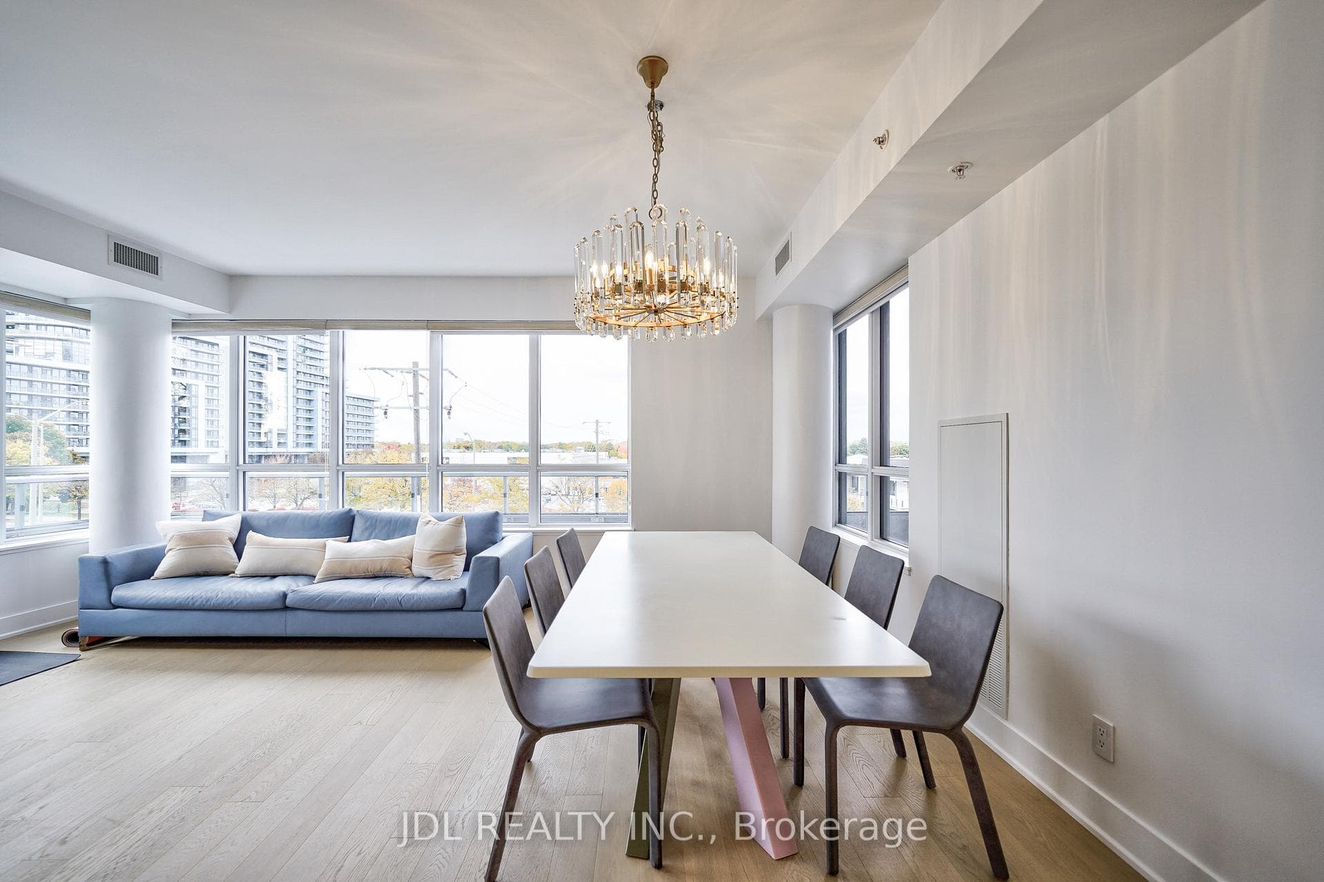 7 Kenaston Gardens Unit 217 photo 8